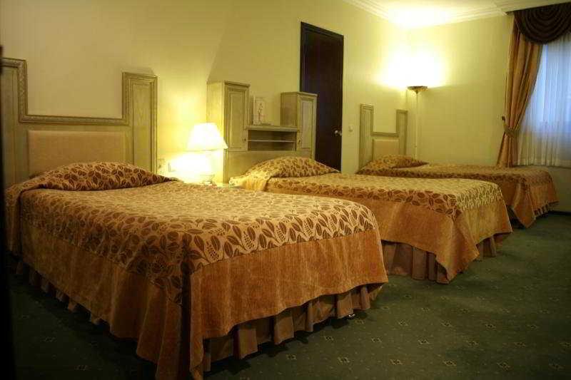 Guenes Hotel Merter Istanbul Phòng bức ảnh