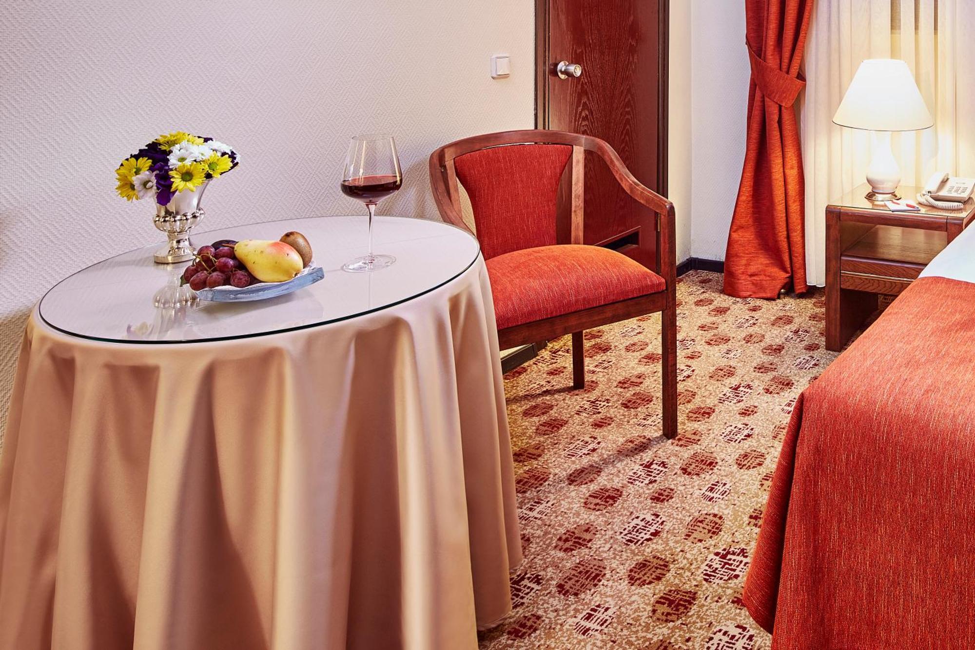 Guenes Hotel Merter Istanbul Ngoại thất bức ảnh
