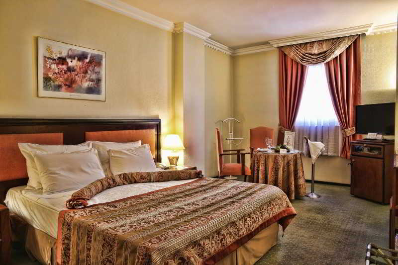 Guenes Hotel Merter Istanbul Ngoại thất bức ảnh